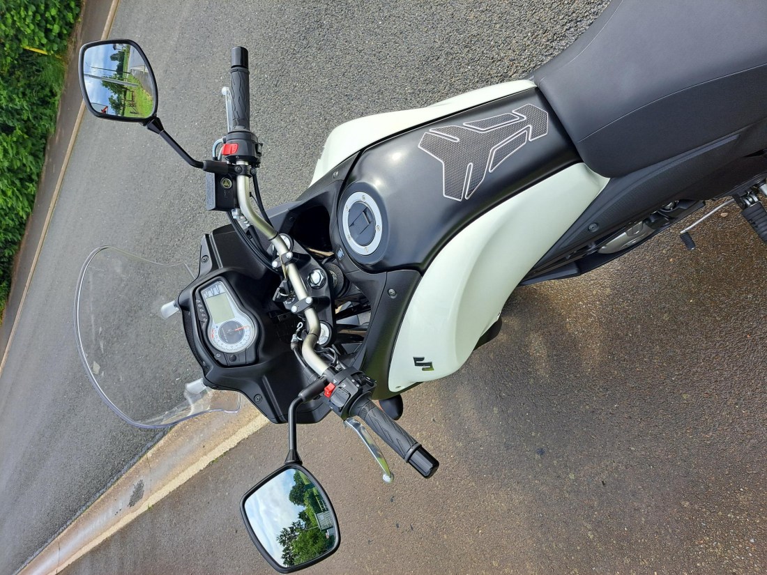 1000061021