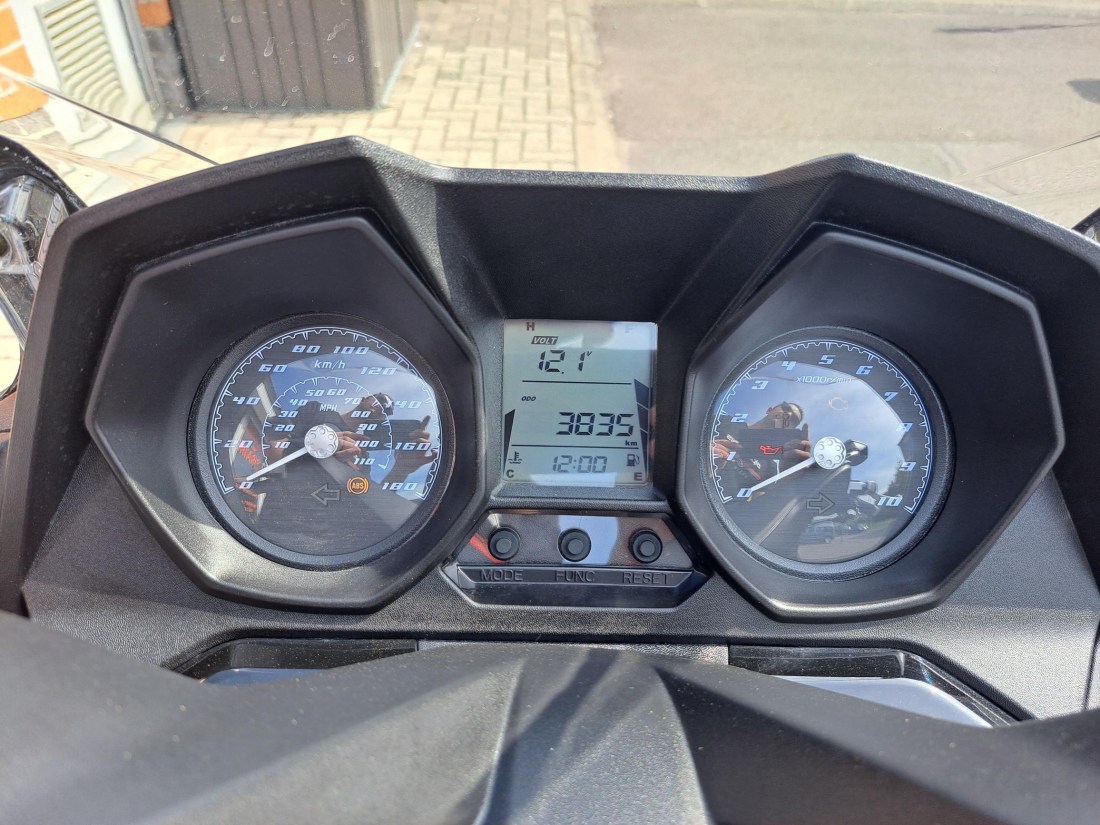 1000065349