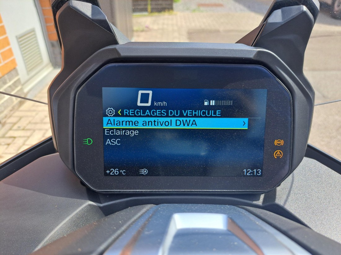 1000065366