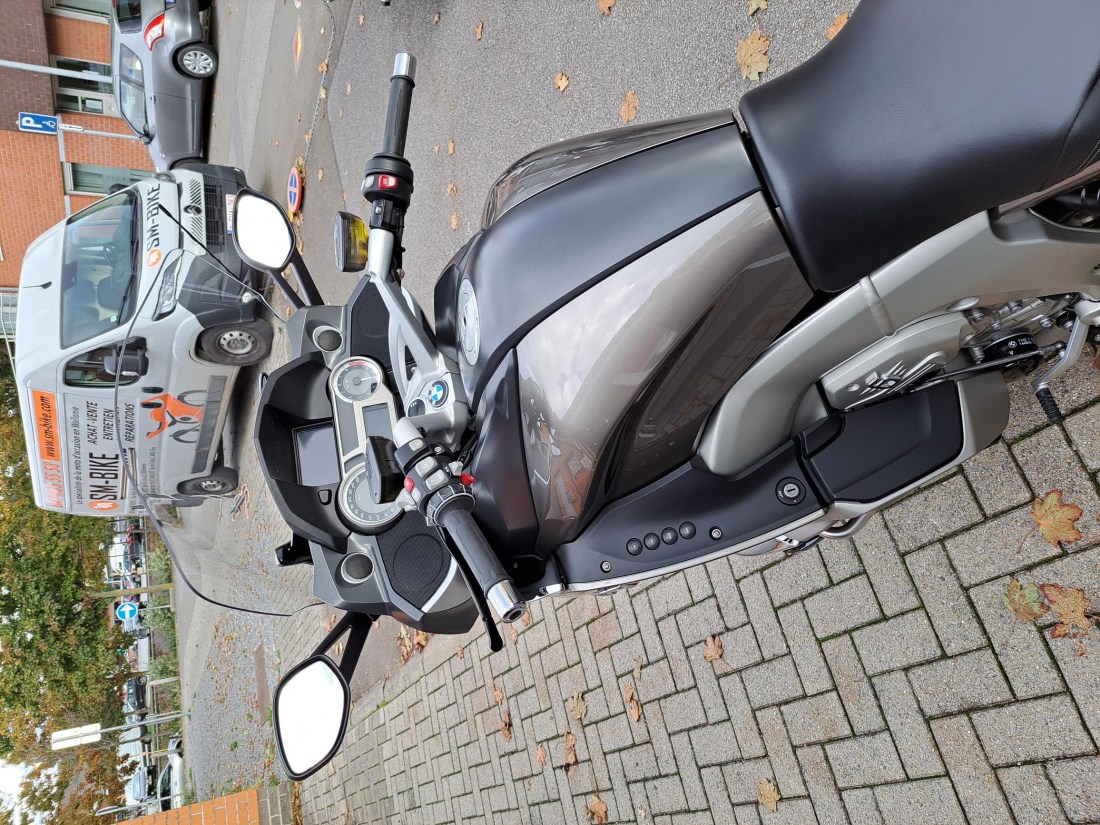 1000067625